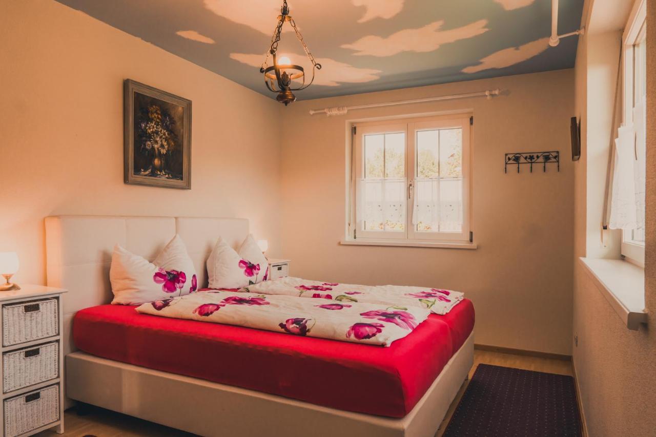 Apartment Coraline -koblach, 6-10 P, 3 Schlafzimmer, Kueche, Riesige Terrasse, Parkplatz, Wifi, Stellplatz