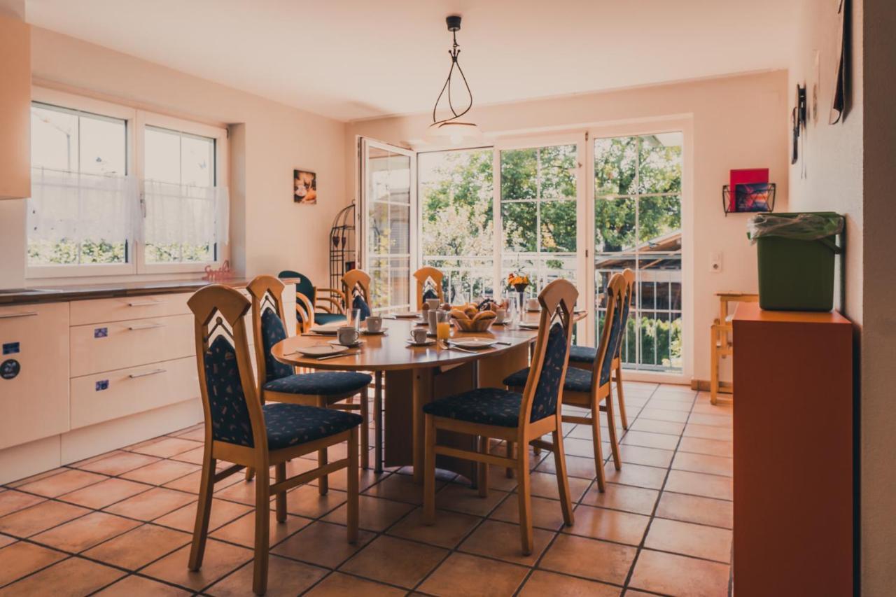 Coraline -koblach, 6-10 P, 3 Schlafzimmer, Kueche, Riesige Terrasse, Parkplatz, Wifi, Stellplatz * Koblach