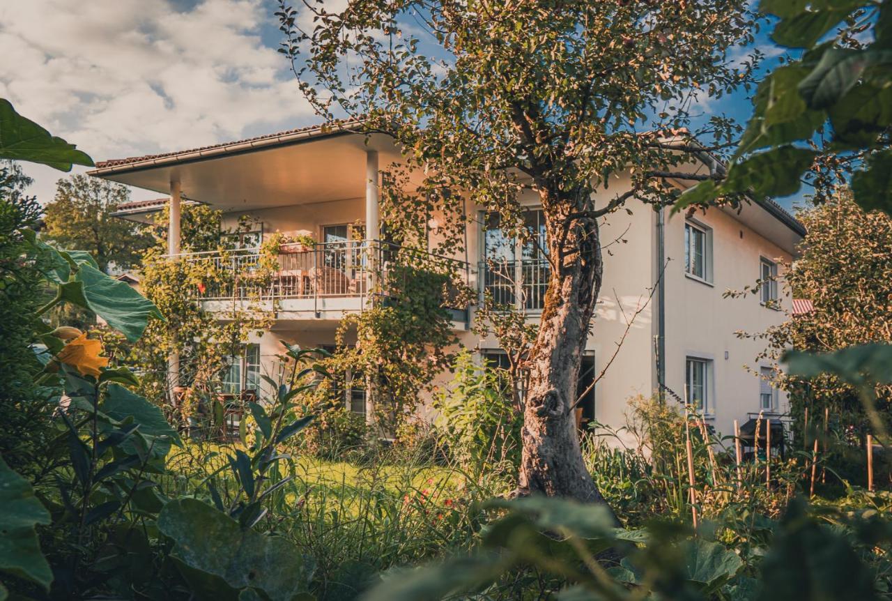 Coraline -koblach, 6-10 P, 3 Schlafzimmer, Kueche, Riesige Terrasse, Parkplatz, Wifi, Stellplatz *